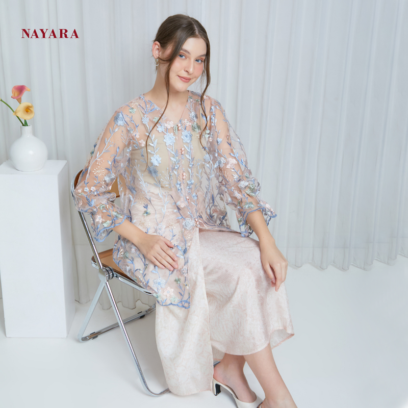 Nayara Atasan Kebaya Modern Ilyana Embroidered Tulle